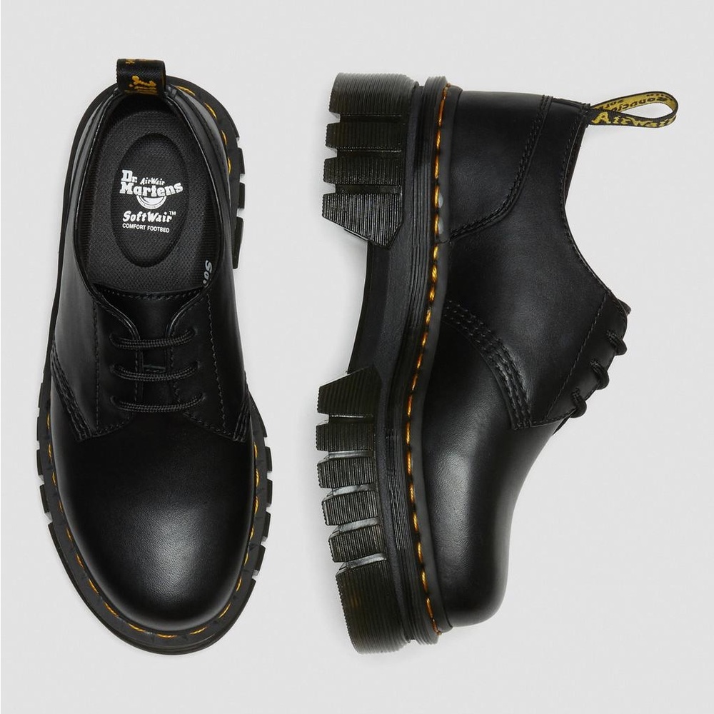 Dr. Martens Women's Audrick Lace up shoes EU39 US8